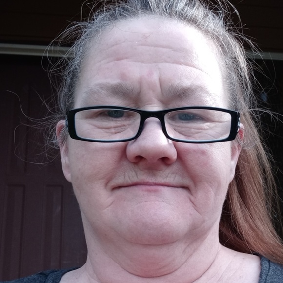 Meet your Posher, Candace - Picture 1 of 1